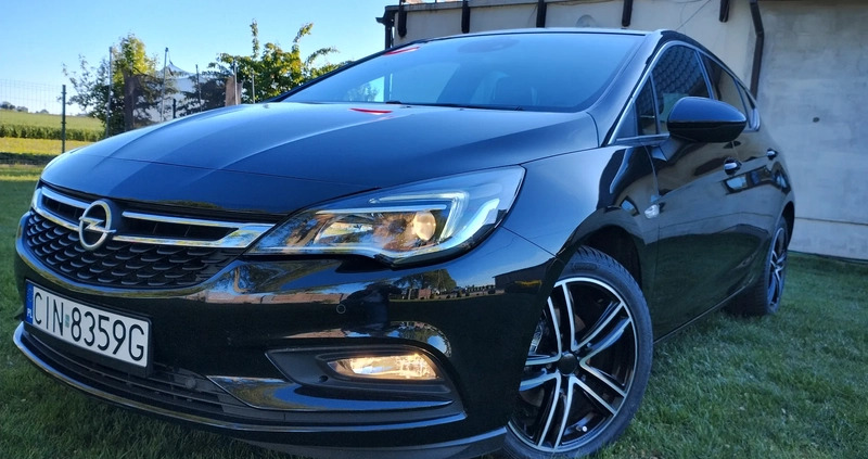 Opel Astra cena 49900 przebieg: 108700, rok produkcji 2016 z Kruszwica małe 562